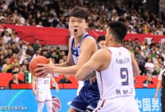 华丽劈扣+钉板大帽！小约基奇秀懵前NBA中锋 连续两双起点超姚明