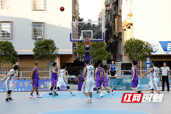 湖南新田：“山沟沟里的NBA”篮球赛火热进行