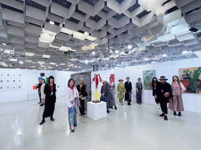 山东艺术家董晓丽获邀参展2023佛罗伦萨国际双年展