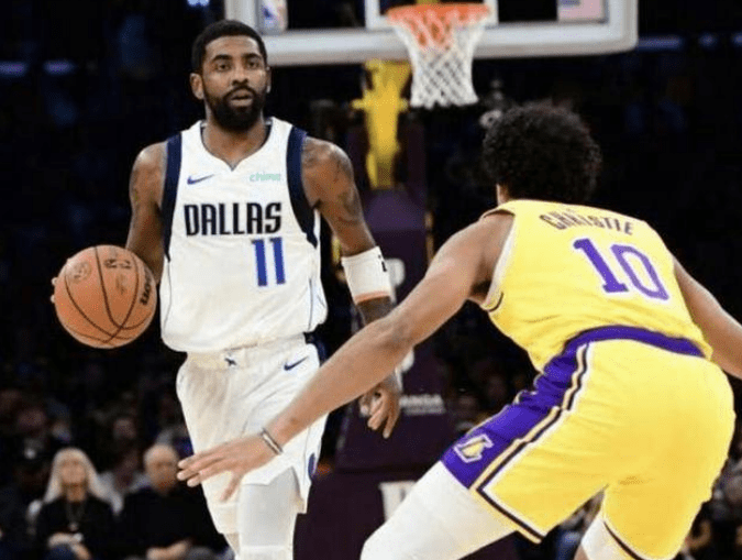 NBA常规赛湖人对阵独行侠直播：Yo米猜测如何盯防詹姆斯独行侠有策略