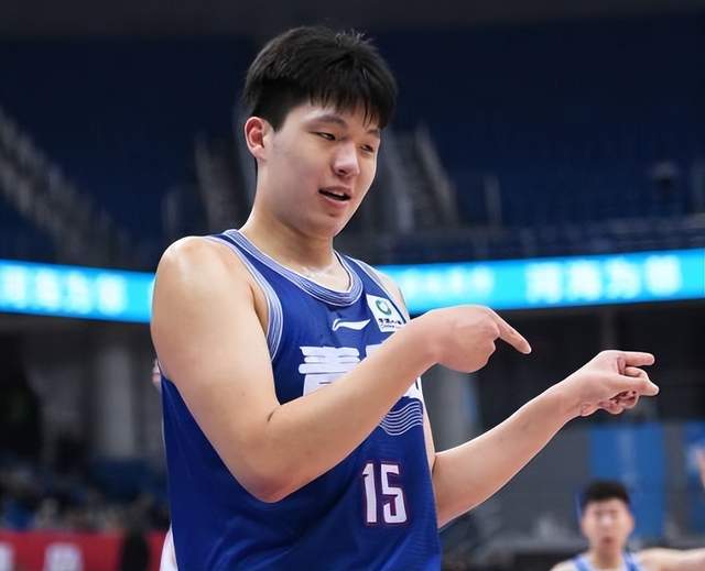 行情向好！经纪人确认崔永熙将留选NBA，他已经为4队完成试训