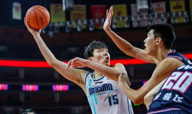 杨瀚森被青岛队批准参加NBA选秀，迈向NBA职业生涯